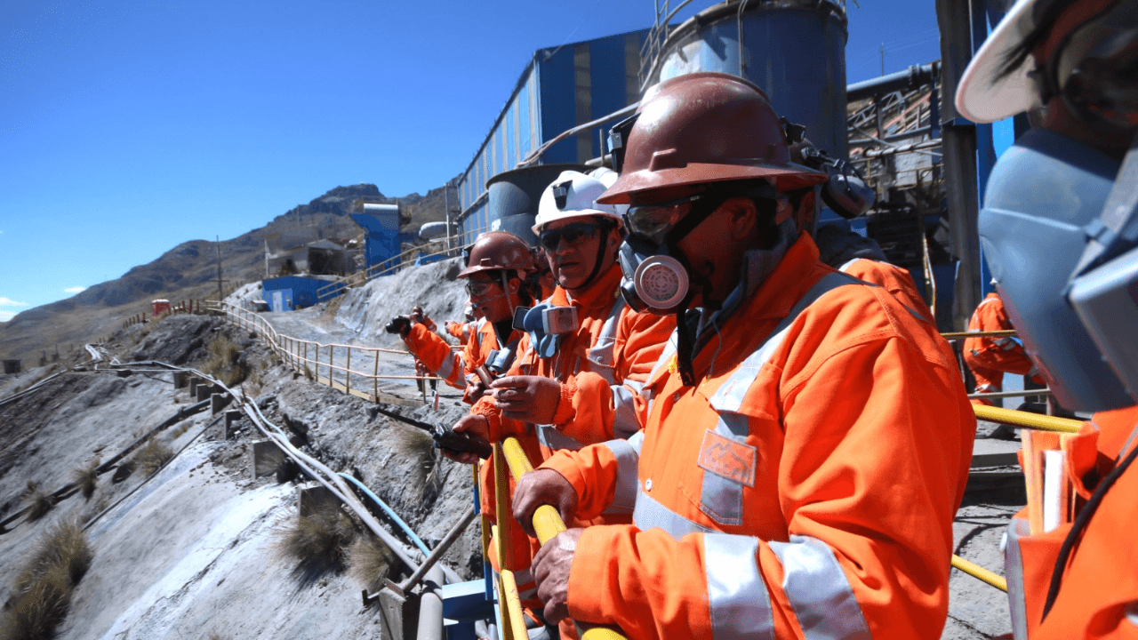 Empleo minero Perú 2026 trabajadores en operación