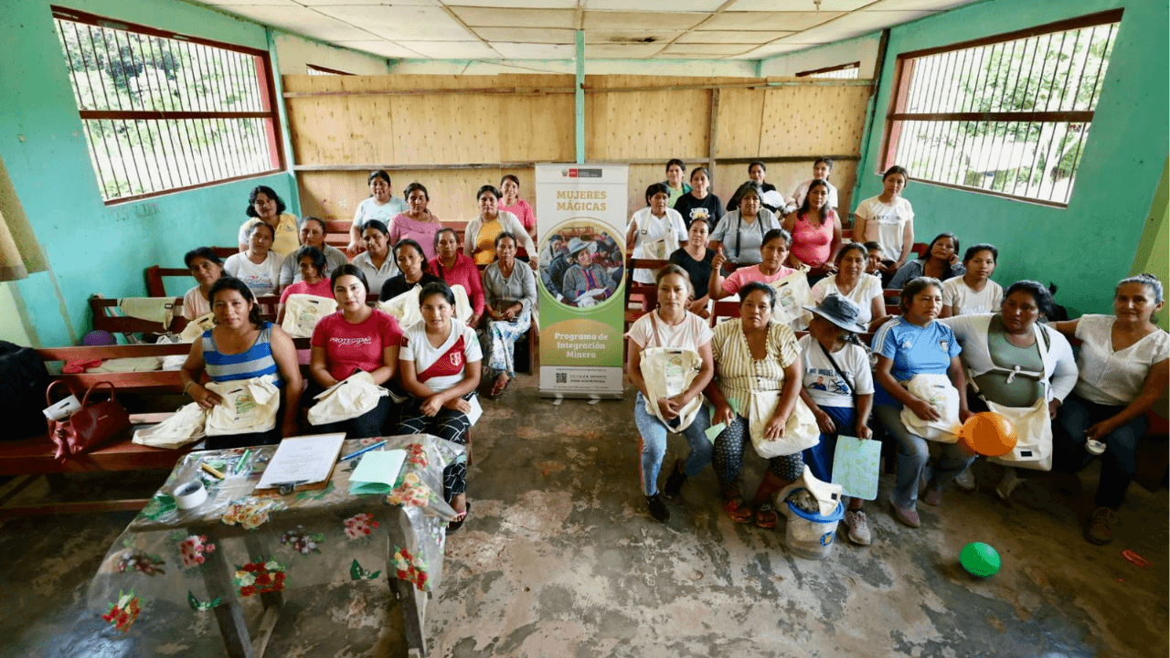 Mujeres Magicas MINEM Huanuco lideresas capacitacion mineria Peru